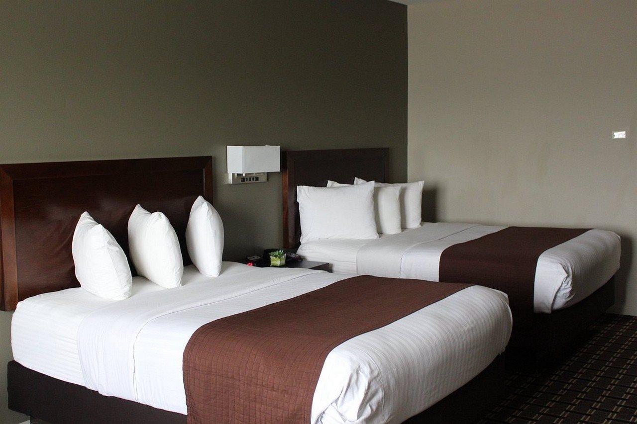 Hotel Baymont By Wyndham Columbus Esterno foto
