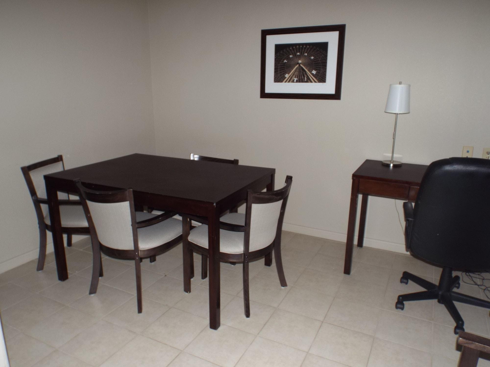 Hotel Baymont By Wyndham Columbus Esterno foto