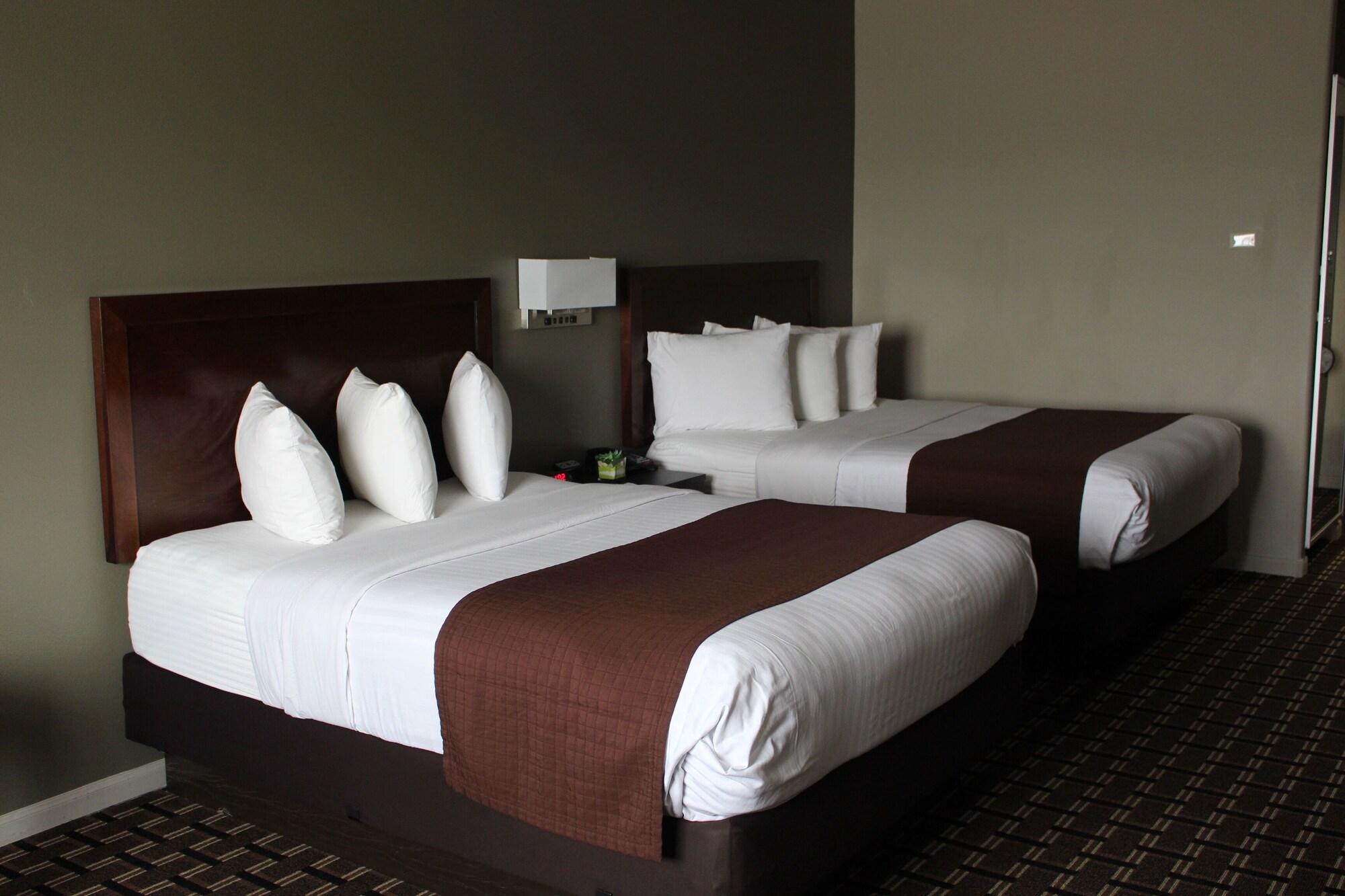 Hotel Baymont By Wyndham Columbus Esterno foto