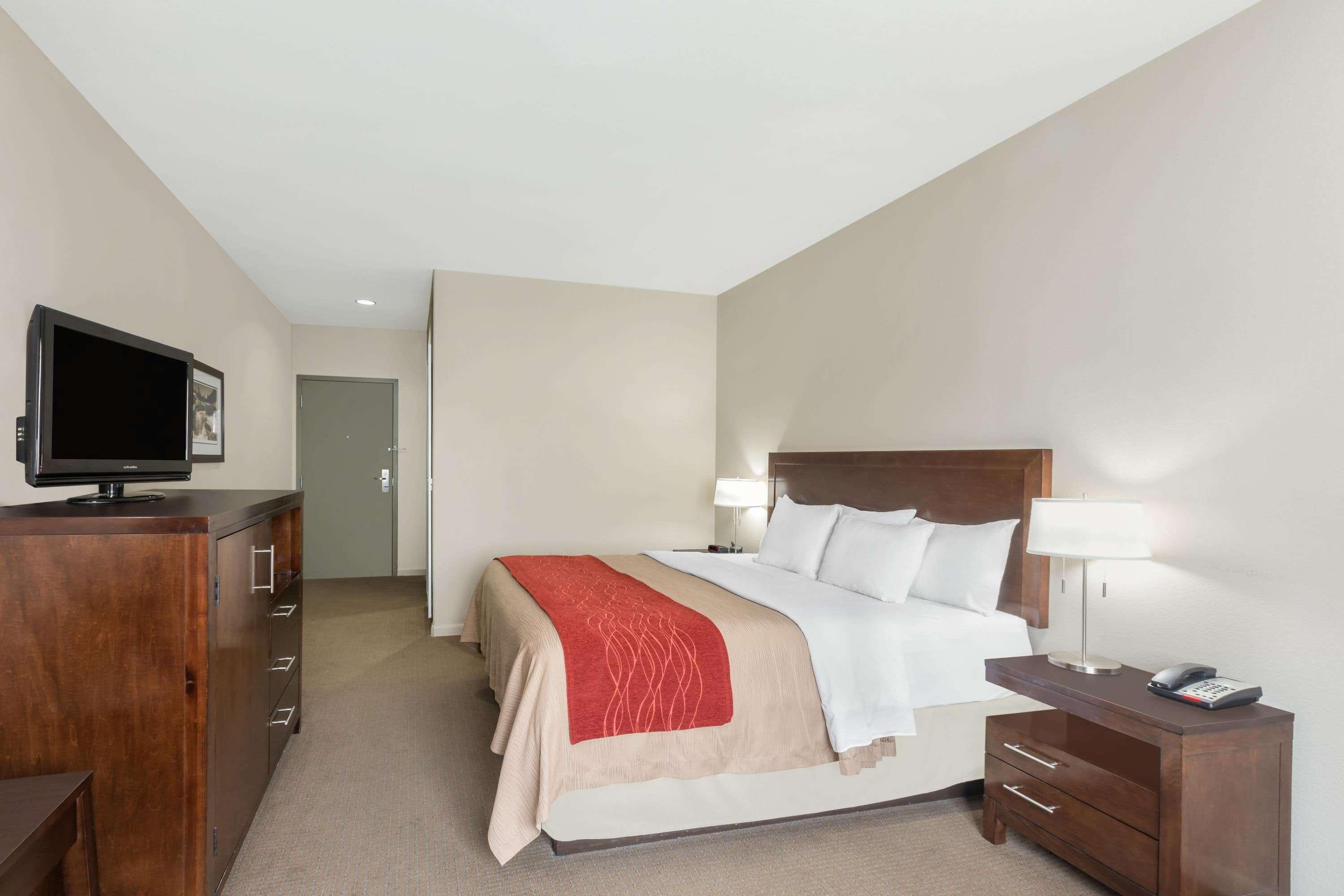 Hotel Baymont By Wyndham Columbus Esterno foto