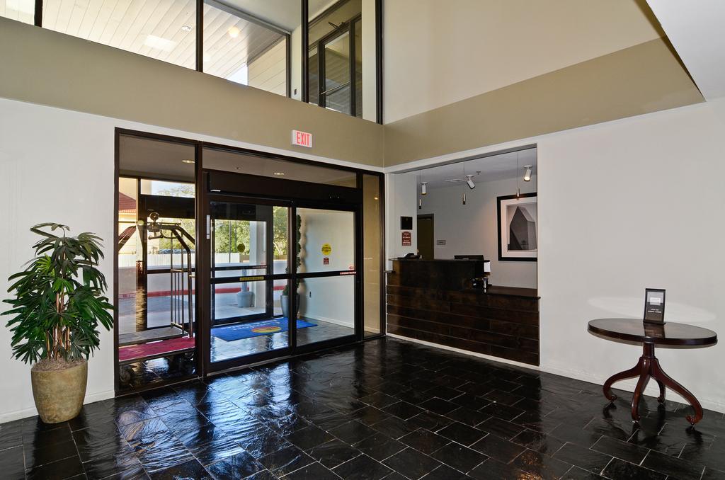 Hotel Baymont By Wyndham Columbus Esterno foto